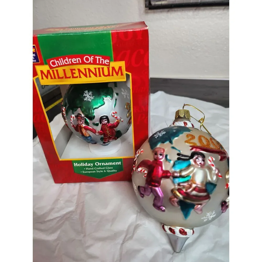 Vintage‎ Toys R Us Children Millennium Christmas Ornament 2000 Glass